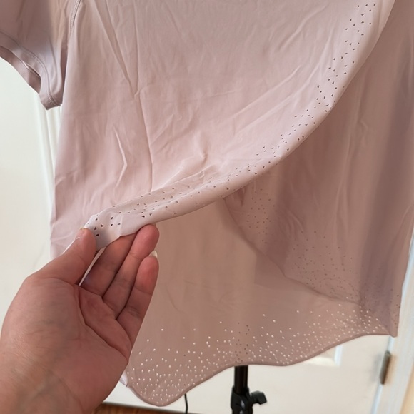 Lululemon Quick Pace Short Sleeve lavender pink
Muse purple - Picture 8 of 9